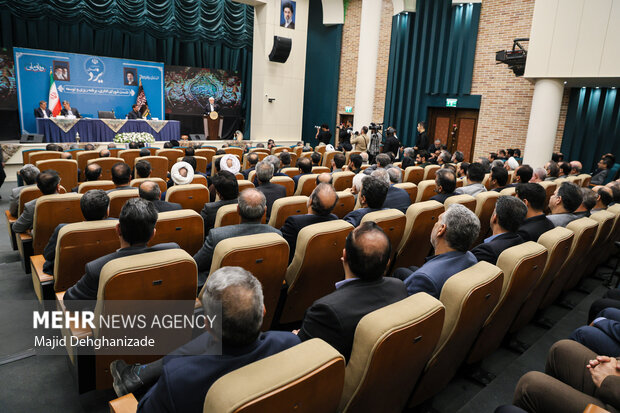 سفر یک‌روزه معاون اول رئیس جمهور به یزد