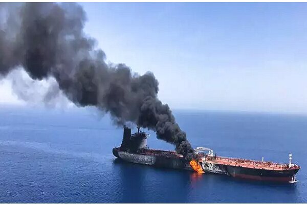 Three violating oil tankers explode in Strait of Hormuz