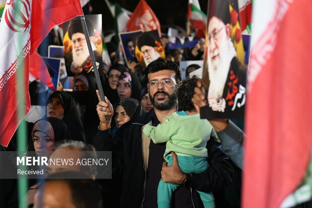 هم‌عهدی دانشجویان شیراز برای ساخت ایرانی مقتدر