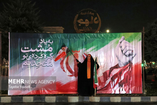 اجتماع دانشجویان <a href='https://sayeb.ir/tag/%d9%87%d9%85%d8%af%d8%a7%d9%86'></div>همدان</a> در لبیک به رهبر انقلاب