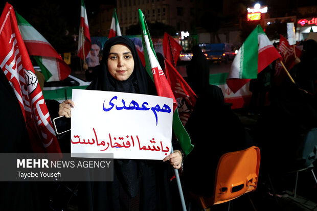 اجتماع دانشجویان همدان در لبیک به رهبر انقلاب