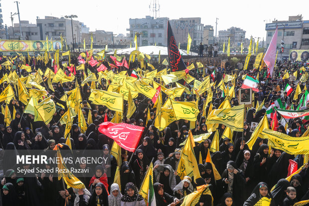 اجتماع بزرگ نوجوانان آرمانی