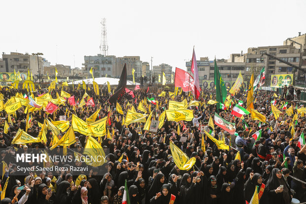 اجتماع بزرگ نوجوانان آرمانی