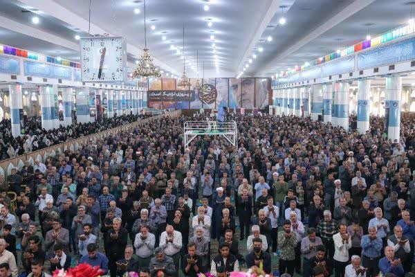 خطیب جمعه کرمان: برخی مسئولان در اجتماعات شبانه نباید غایب باشند