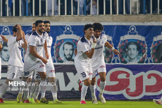 لیگ برتر فوتبال؛ ملوان و چادرملو
