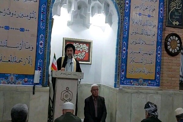 ماموستا حسینی: معیار محبوبیت مسئولان خدمت صادقانه و جلب رضایت مردم است