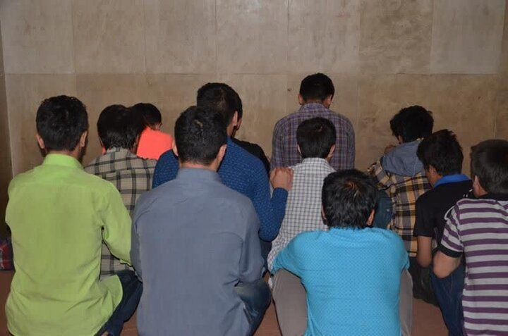 جمع‌آوری ۴۲۲ نفر از اتباع غیرمجاز در زرندیه