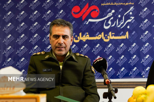 کشف ۲.۲ تن شیشه در اصفهان؛ چرخه مبارزه با مواد مخدر کجا متوقف می‌شود؟