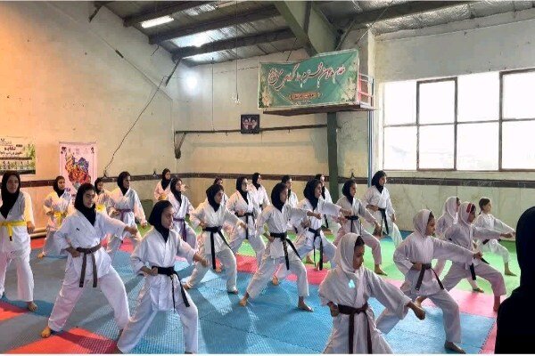 طرح ملی تکاپوی ورزشی بانوان در کامیاران برگزار شد