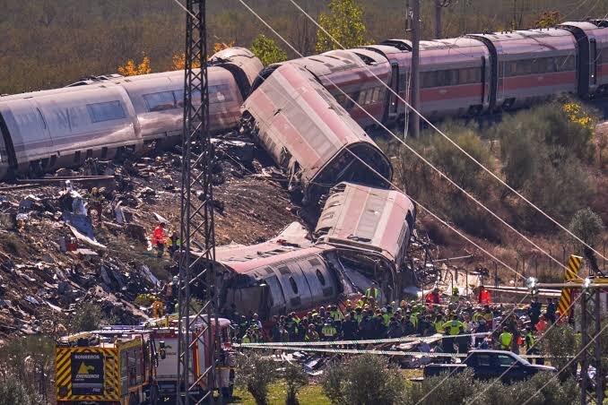 Pres. Pezeshkian condoles Spain over deadly train collision