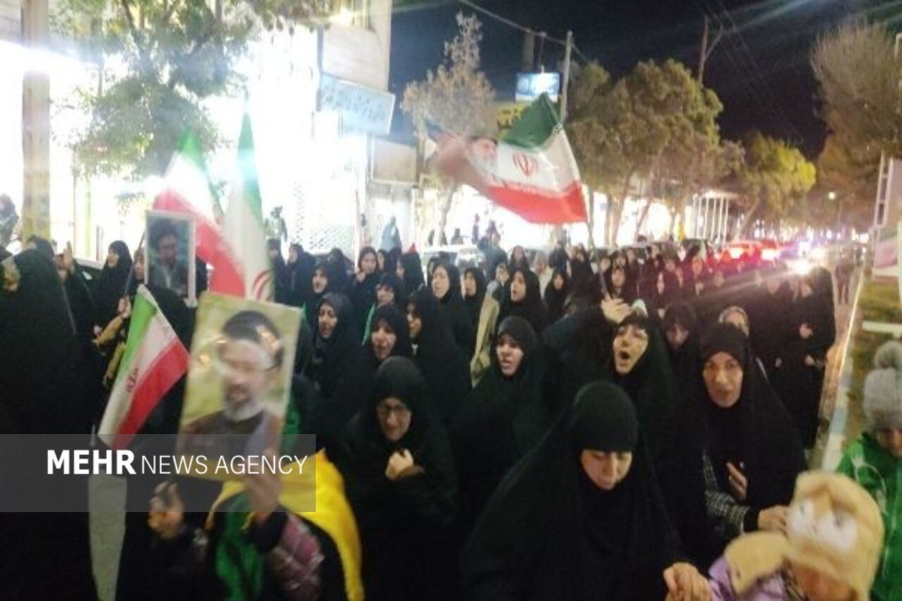 ۲۴۵ شب ایستادگی شیروانی‌ها در میدان