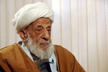 آیت الله حقیقی؛ چراغی که در آسمان کرمان می درخشد