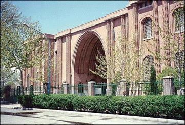 ۳۰ قلم شی از موزه ملی ایران در هند نمایش داده شد