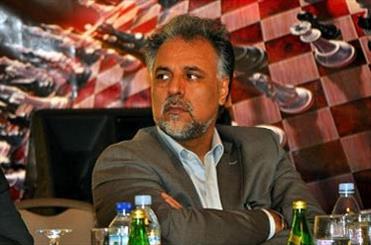 دایی داشت پرسپولیس را به دسته اول می‌فرستاد/ بهرام شفیع دنبال منافع خودش است