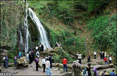 مسیر آبشار تمام خزه ای جهان بازسازی شود