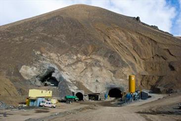 افتتاح نمایشی قطعه 4 آزادراه تهران - شمال/ اصرار دولت برای بازشدن یک لاین