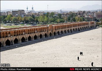 چهارمحال و بختیاری‌ها نقشی در خشک شدن زاینده‌رود ندارند/ جدی شدن کم‌آبی در سه شهر