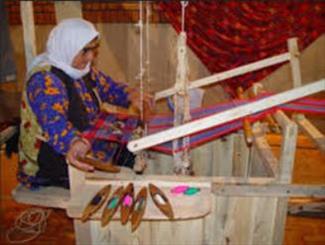 سازمان میراث فرهنگی قزوین از انتشار کتاب حمایت نمی‌کند/ کتابی درباره موج‌بافی که منتظر نشر مانده است