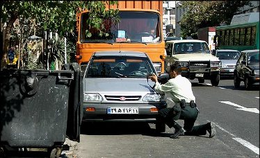 حضور معاون امنیتی دادستان در محل گروگانگیری