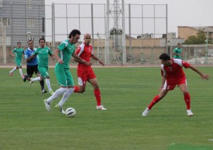 دربی غرب ایران در سرزمین بوعلی سینا/ جدال راهیان برای صعود به رده دوم