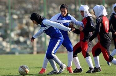 تیم فوتبال بانوان استقلال از لیگ برتر کنار کشید