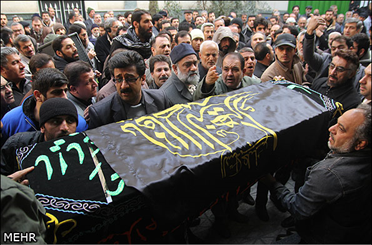 پیکر مرحوم "میرجوادی" هنرمند نقاش اردبیلی تشییع شد