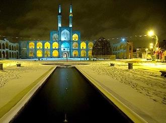 برف چرخ حركت در يزد را قفل كرد/ از لغو همايش ملي تا تعطيلي تاكسي تلفني‌ها