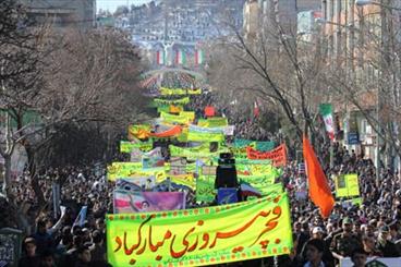 مردم نیشابور در راهپیمایی باشکوه اقتدار ملی را به نمایش گذاشتند