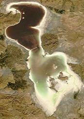 کاهش مساحت دریاچه ارومیه به 1628 کیلومتر مربع/ خسارت 920 میلیارد تومانی بلایای طبیعی 