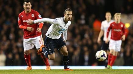 پیروزی پر گل استون ویلا مقابل نورویچ/ تاتنهام از سد کاردیف گذشت