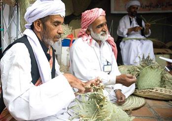 صنایع دستی سیستان و بلوچستان توشه مسافران نوروزی را زینت می‌بخشد