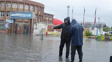 احتمال آب گرفتگی و اختلال تردد در جاده های گلستان/ مسافران به رودخانه ها نزديك نشوند