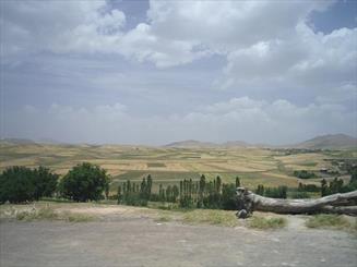 رفع مشکل آب 1500 روستایی معطل چهار کیلومتر خط انتقال/ زباله "یارآباد" را محاصره کرد