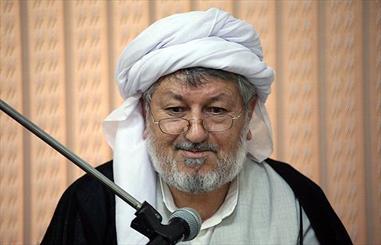 ماموستا قادری: وفاداری به رهبری ضامن پیروزی بر استکبار است
