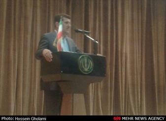 ادارات و کارمندان نمونه شهرستان گناوه تجلیل شدند