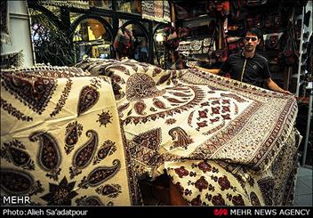 تداوم حیات نقوش آبی رنگ مینا در سینه اصفهان