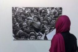 Tehran complex exhibits photos on I979 revolution