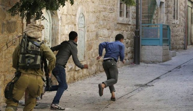 Israelis detain West Bank Palestinians