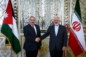 ظريف : ايران على استعداد للتعاون مع دول المنطقة في شتى المجالات